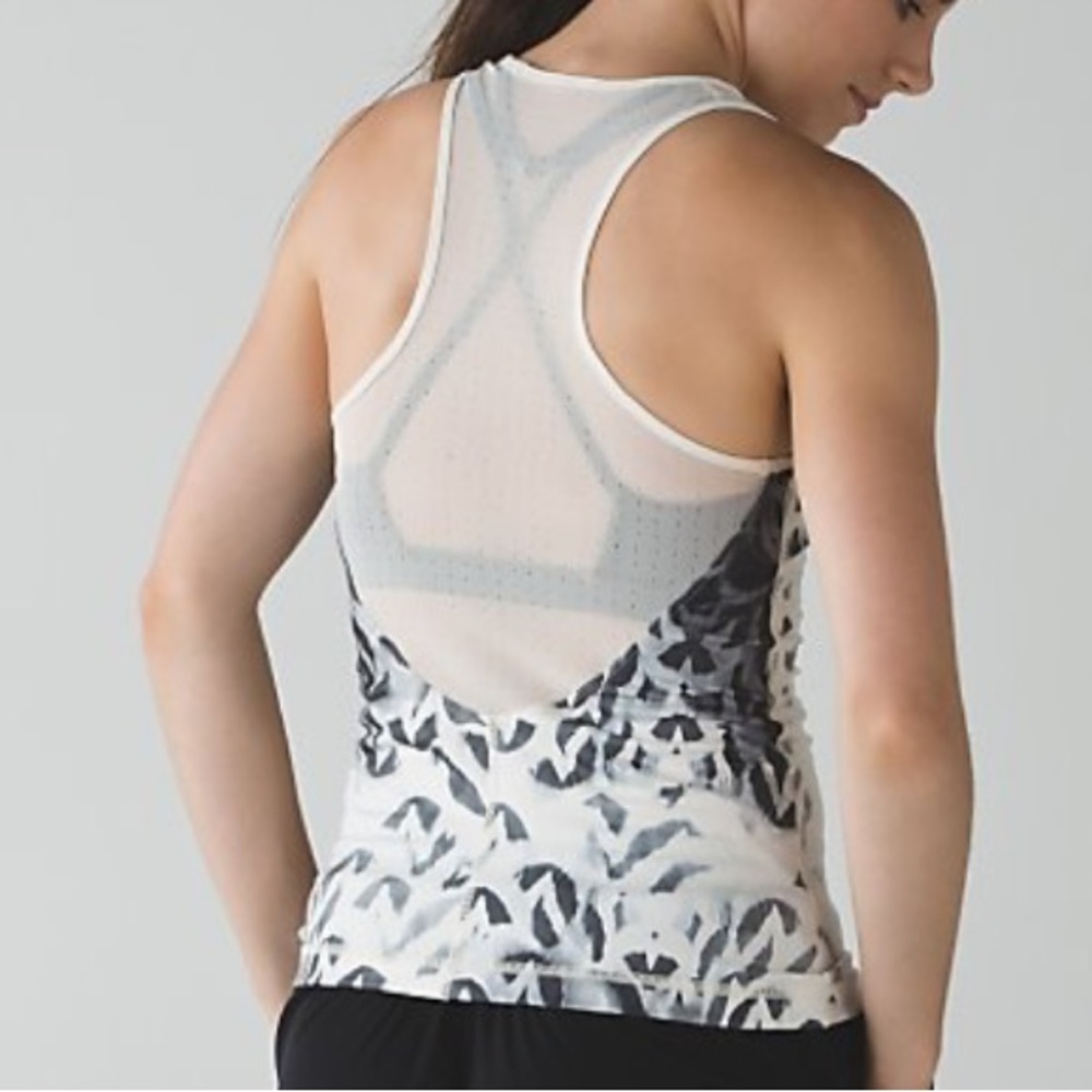 Lululemon Dance to Yoga Tank top white‎ black abstract plume